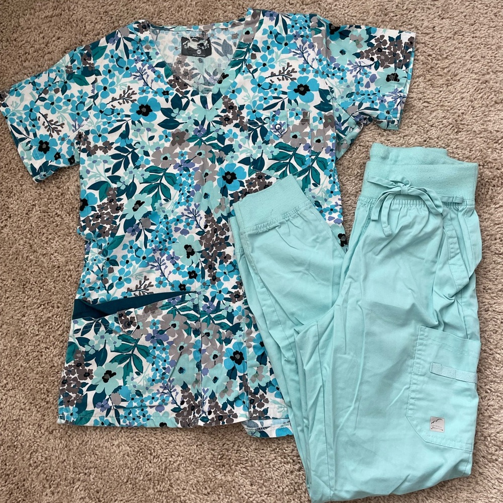 Xxs/xs scrub set